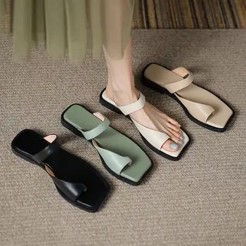 Ženske papuče, novo ljeto 2023, kucni sandale s otvorenim vrhom cipele ravnim cipelama s trga vrhom, modni plaže sandale za odrasle