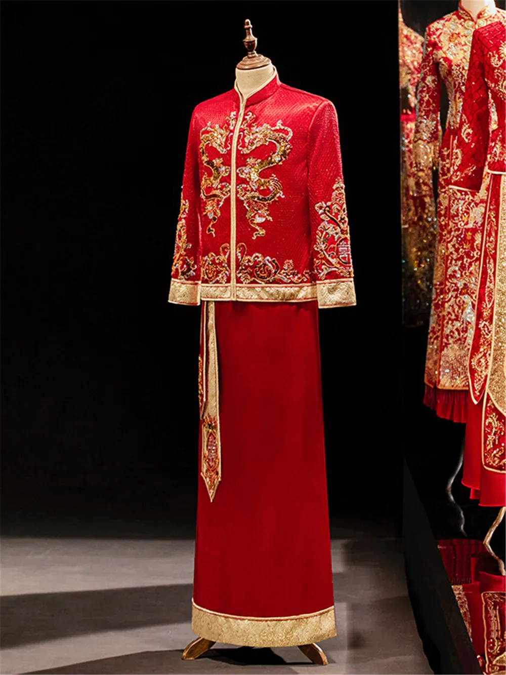Jakna je mladoženja u kineskom stilu, odijelo Tan, odjeća za vjenčanje tost, odijela s vezom od crvenog zmaja, duga haljina mladenka